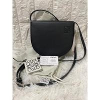 ราคา Loewe heel bag ปี 2020 (small) (23131922529)