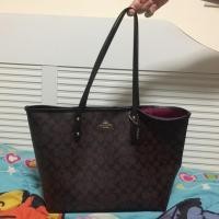 ราคา กระเป๋า Coach ของแท้ จากอเมริกา สภาพ 90% มีCare card พร้อมกระเป๋าใส่ของด้านในให้ (589158098)