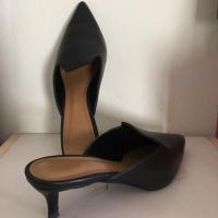 ราคา Used ใหม่กริบ Charles&Keith size 36 ส้นเข็ม สูง 1 นิ้ว หนังเทียมสีดำ (1216854701)