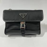 ราคา Prada Re-Nylon Crossbody Bag PS231105367 (25214598311)
