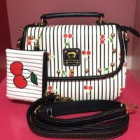 ราคา กระเป๋าสะพายแบรนด์แท้ Betty Boop (659001390)