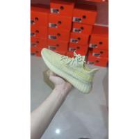 ราคา adidas Yeezy 350 v.2 Antlia ของแท้! (6955981450)
