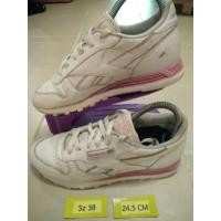 ราคา Reebok รองเท้ามือสองของแท้ (1045297457)