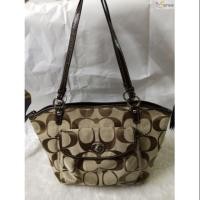 ราคา coach แท้coachมือสองกระเป๋ามือสองสภาพดี (1908372605)