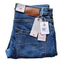 ราคา LEE Cooper ยีนส์ชายกระบอกเล็ก สียีนส์ฟอก ผ้ายืด ของแท้จาก SHOP (15598540389)