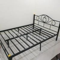 ราคา one home เตียงเหล็ก ขากว้าง 2 นิ้ว ขนาด 6 ฟุต รุ่น Lotus-6 สีดำ สีขาว สีฟ้า สีชมพู (25801711295)