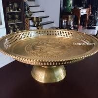 ราคา โตกทองเหลืองลายกุหลาบขนาดกว้าง 14 นิ้ว (3743597802)