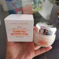 ราคา พร้อมส่ง ครีมหน้าสด LABEL YOUNG Vitamin milk whitening cream 55ml (4634149083)