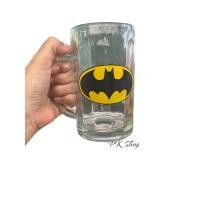 ราคา แก้วเบียร์ มีหู ทรงเหยือก ลายแบทแมน (แพ็ค 6 ใบ) (25820466485)