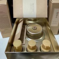 ราคา YEHWADAM HWANSAENGGO REJUVENATING RADIANCE CREAM SPECIAL SET (7937965265)