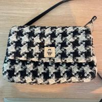 ราคา ส่งต่อกระเป๋าลายชิโนริ h&m (23880472952)