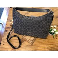 ราคา COACH F58284 EAST/WEST CELESTE CONVERTIBLE HOBO IN OUTLINE SIGNATURE (2855696543)