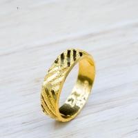 ราคา YHLG แหวนเกลี้ยงตัดลาย น้ำหนักครึ่งสลึง (21851435094)