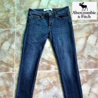 ราคา แบรนด์: Abercrombie & Fitch สภาพ : ใหม่ไม่มีตำหนิ ทรงสวย (2239345738)