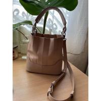 ราคา Used A Pale Petal กระเป๋าสะพายข้าง Pitt Bucket Bag สี Derby (12311045357)