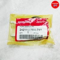 ราคา ก้ามปูเปลี่ยนเกียร์ รหัส 24211-KWW-741 สำหรับรถรุ่น HONDA WAVE 110i ปี 2013-2020 อะไหล่แท้เบิกศูนย์ 100% (18191789942)