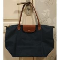 ราคา กระเป๋าlongchamp ของแท้100% มือสอง ไซด์L สภาพดีสวยงามค่ะ (7263856515)