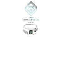 ราคา แหวนพลอย​เขียวส่องฝังเพชร​Cz​ ตัวเรือนเงินชุบทองคำขาว​ (4261790244)