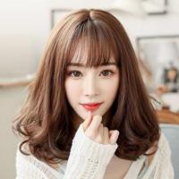 ราคา วิกผมแสกกลางหน้าม้าแสกความยาวประบ่า วิกผมผู้หญิง ผมปลอมไหมแท้100% (2881673331)