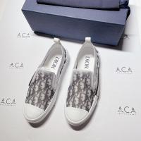 ราคา Dior slip on monogram (14861233894)