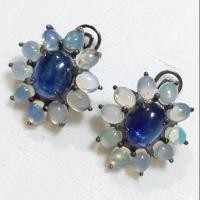 ราคา ต่างหู ไคยาไนท์ ( Kyanite ) ขนาดพลอย 10 มม.หลังเบี้ย ล้อมโอปอล ( Opal ) น้ำเงินสวยมาก ตัวเรือนเงิน 925 ชุบดำคลาสสิค (5943144758)