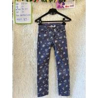 ราคา H&M กางเกงยีนขายาวสีม่วงลายดอกไม้ลูกสาว (25957984922)