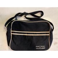 ราคา Fred Perry x Comme des Garcon flight bag (2007864169)