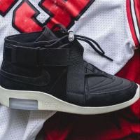 ราคา พร้อมส่ง! Nike fear of god raid black ของแท้ 100% (2658795420)