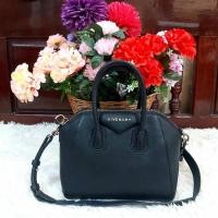ราคา กระเป๋า givenchy มือสอง หนังแท้ สภาพดี สีดำ (22363740238)