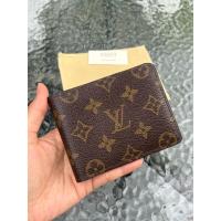ราคา Lv Man wallet มือสองของแท้ค่ะ (รบกวนทั่กแชทก่อนสั่งค่ะ) (25532905308)