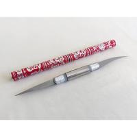 ราคา มีดแกะสลักลายไทย ทำด้วยสแตนเลสมีสองหัว ความยาวใบมีด 2.5 เซนติเมตร สีแดง น้ำเงิน ดำ (18388163741)