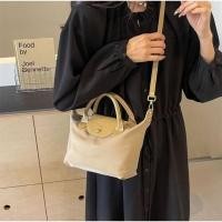 ราคา กระเป๋าสะพายข้างสีครีม ทรงลองแชมป์ (29507799733)