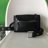 ราคา กระเป๋าหนังคาดเอวสีดำ มือสอง (1363100892)