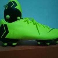 ราคา รองเท้าสตั๊ดNikeของแท้ (6439732159)