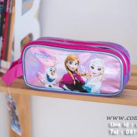 ราคา กระเป๋าใส่เครื่องเขียนเอลซ่าอันนา (Frozen) สีม่วง ลิขสิทธิ์แท้ (5833823434)