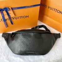 ราคา Louis Vuitton Discover Bumbag ปี2019 (20306394630)