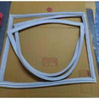 ราคา 0001233 ขอบยางตู้เย็นSINGERรุ่นNF-6109F SL ขอบยางซิงเกอร์ 2 ประตู (24069406401)