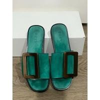 ราคา Used!! รองเท้าแตะ Boyy Size 37 รุ่นหนังกลับ สีเขียว อะไหล่ทอง (27011559546)