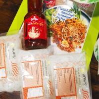 ราคา เซ็ทผัดไทย ซอสผัดไทย พร้อม เส้นบุก เส้นแบนเล็ก เซ็ทผัดไทยพร้อมทาน (6976757067)