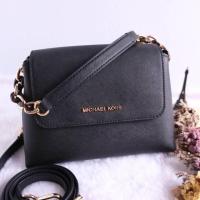 ราคา กระเป๋า Michael kors portia small (697215986)