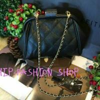 ราคา Free ems NEW Arrival! CHARLES & KEITH PUSH - LOCK CLUTH กระเป๋าถือหรือสะพายทรงคลัชรุ่นใหม่ล่าสุด (2225399)