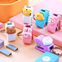 ราคา พวงกุญแจแม็ก ขนาดเล็ก ลายการ์ตูนน่ารัก พร้อมลูกแม็ก แบบพกพา เครื่องเย็บกระดาษ (21586461176)