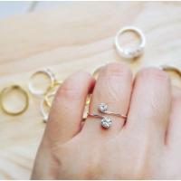 ราคา Minimalist925 แหวนประดับพลอย CZ เงินแท้ (6121766)