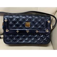 ราคา กระเป๋าหนังหนังลูกวัว MCM ของแท้ สีดำ Quited ลายด้นมือ (5341418427)