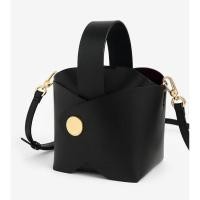 ราคา Charles@Keith MINI BUCKET BAG : Black (24419456981)