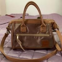 ราคา ส่งต่อ Mini Anello Boston shoulder Bag สีเบจ สภาพดีมาก ไม่ค่อยได้ใช้ (3443360013)