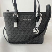 ราคา กระเป๋า Michael Kors ทรงtote (25256917478)