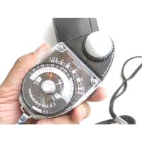ราคา เครื่องวัดแสง ยี่ห้อ Sekonic-studio DeluxeMade in Japan พร้อมซองหนัง (3796532312)