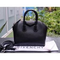 ราคา #HB6643 : Used Givenchy antigona mini 2018 (3794951986)