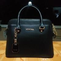 ราคา กระเป๋าถือแบรนด์เนม Thames ของแท้ (1628988097)